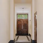 Traugutta Loft