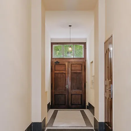 Traugutta Loft